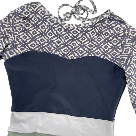 Seea Hermosa One Piece Swimsuit Surf Suit in Junko Size Small Long Sleeve - Picture 6 of 9